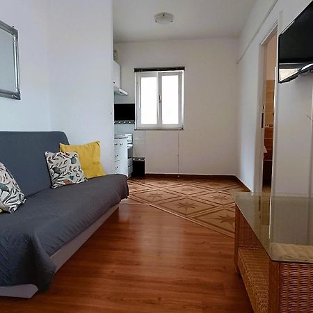 Apartments Ella Макарска Екстериор снимка
