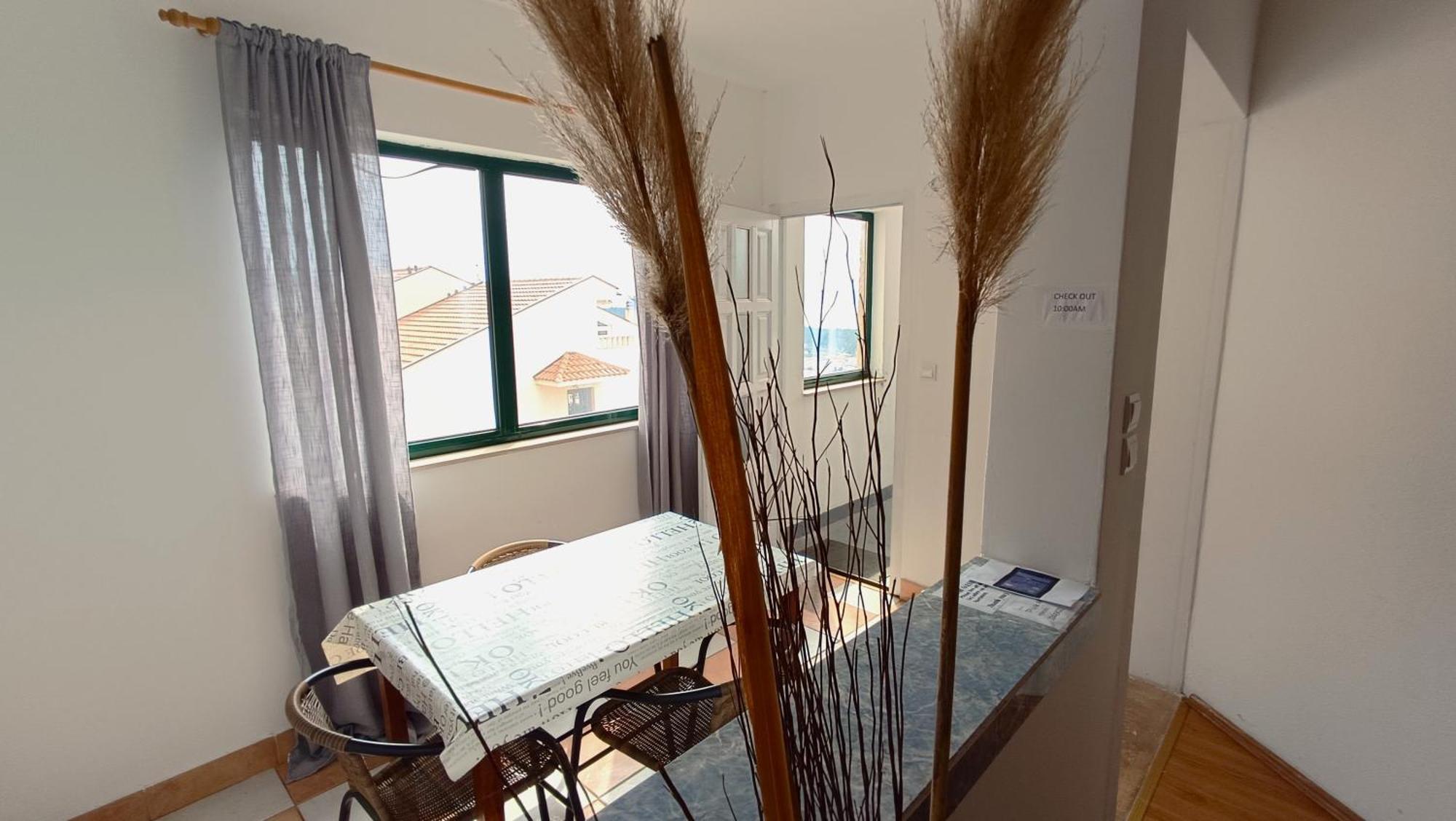 Apartments Ella Макарска Екстериор снимка