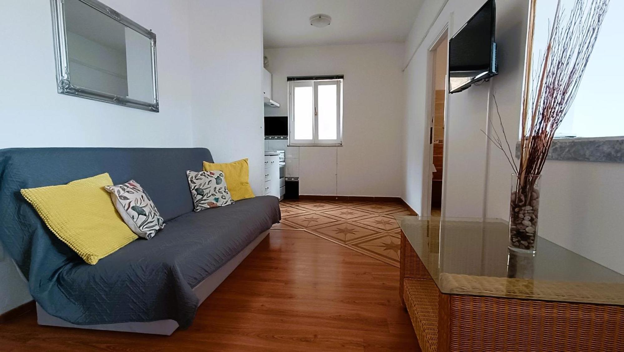 Apartments Ella Макарска Екстериор снимка