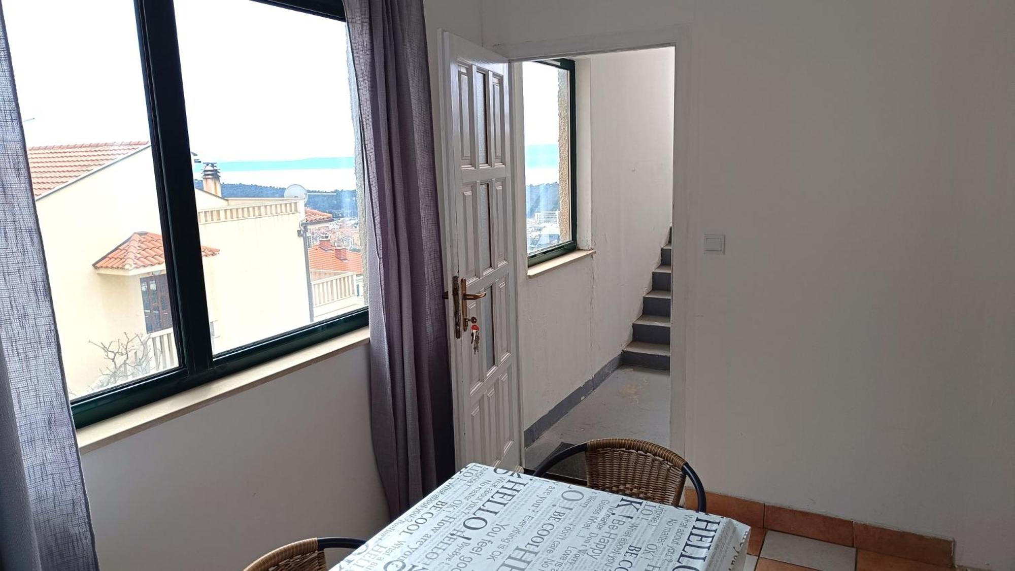 Apartments Ella Макарска Екстериор снимка